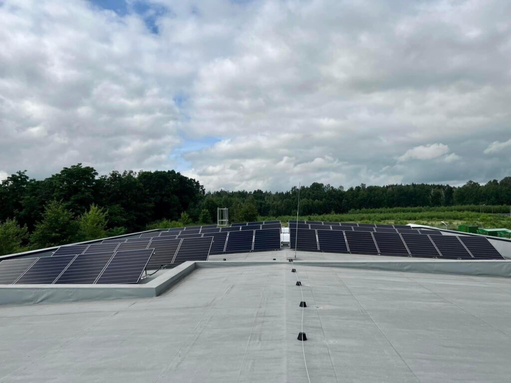 Instalacja fotowoltaiczna 20 kWp w Karlinie – realizacja Trisolar